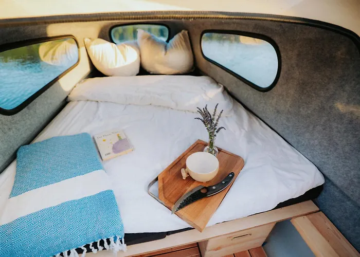 بوتيل Campingboot Entenkoje *